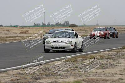 media/Jun-01-2025-CalClub SCCA (Sun) [[eae223c5dd]]/Group 5/Race (Front Straight)/